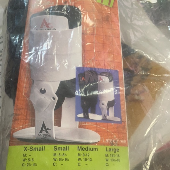 Active Ankle Brace (Box 2) - Picture 2 of 2
